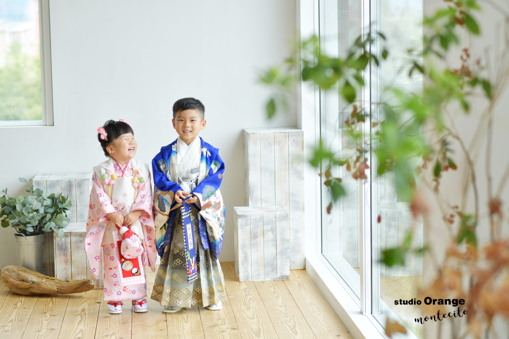 宝塚市より仲良し兄妹の七五三撮影