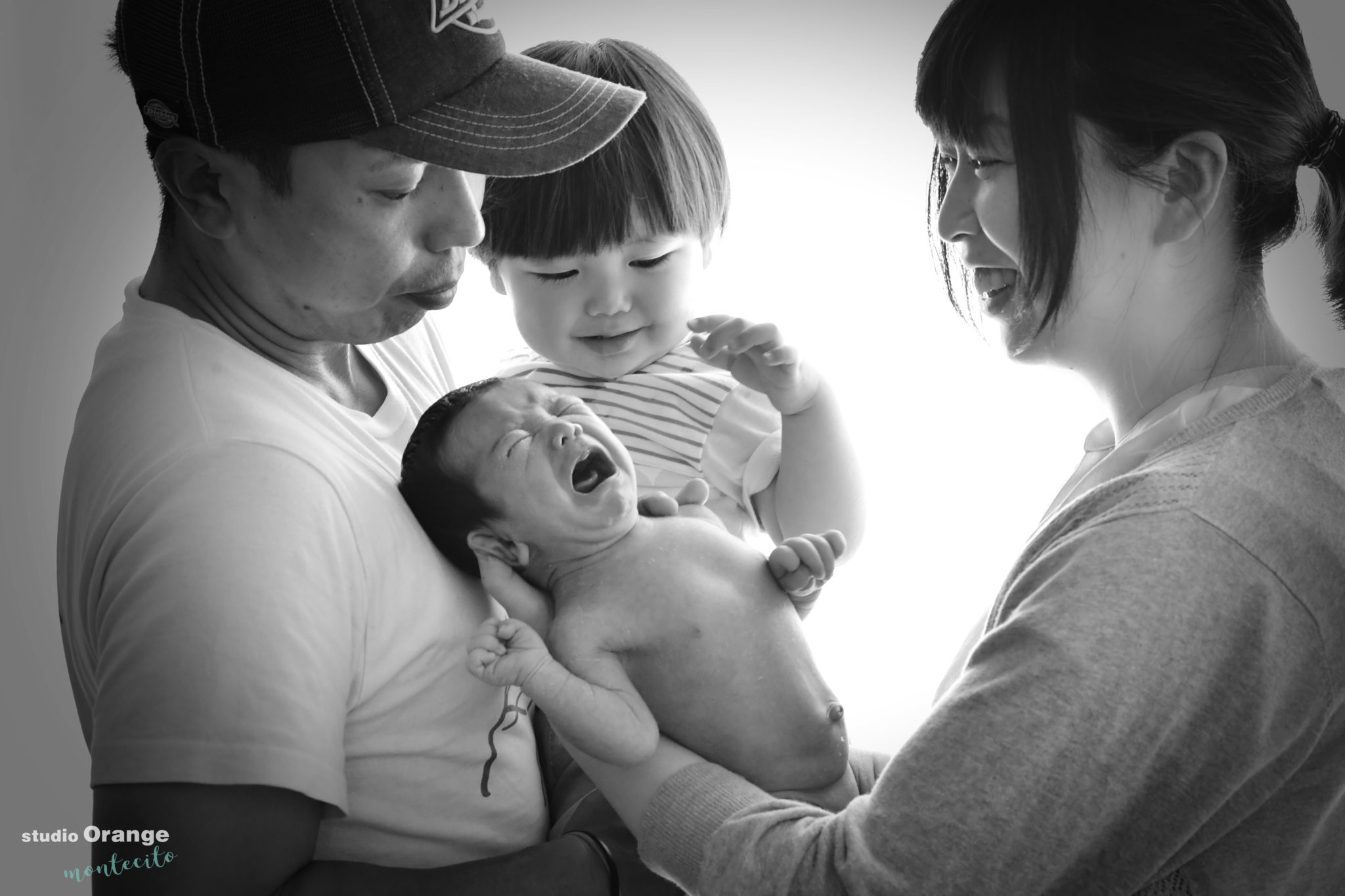伊丹市から生後１０日の男の子のニューボーン撮影