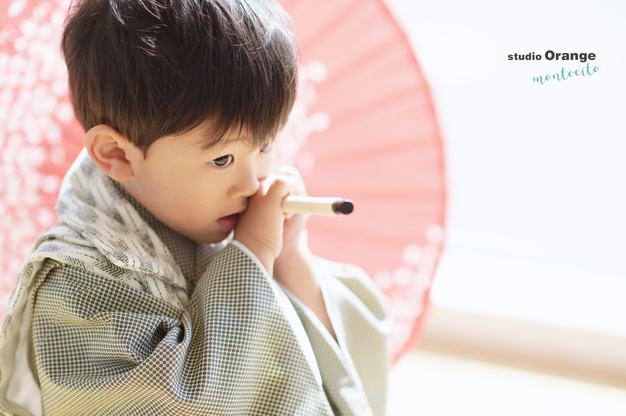 オシャレなお被布をアレンジ！ナチュラルな３歳男の子の七五三フォト