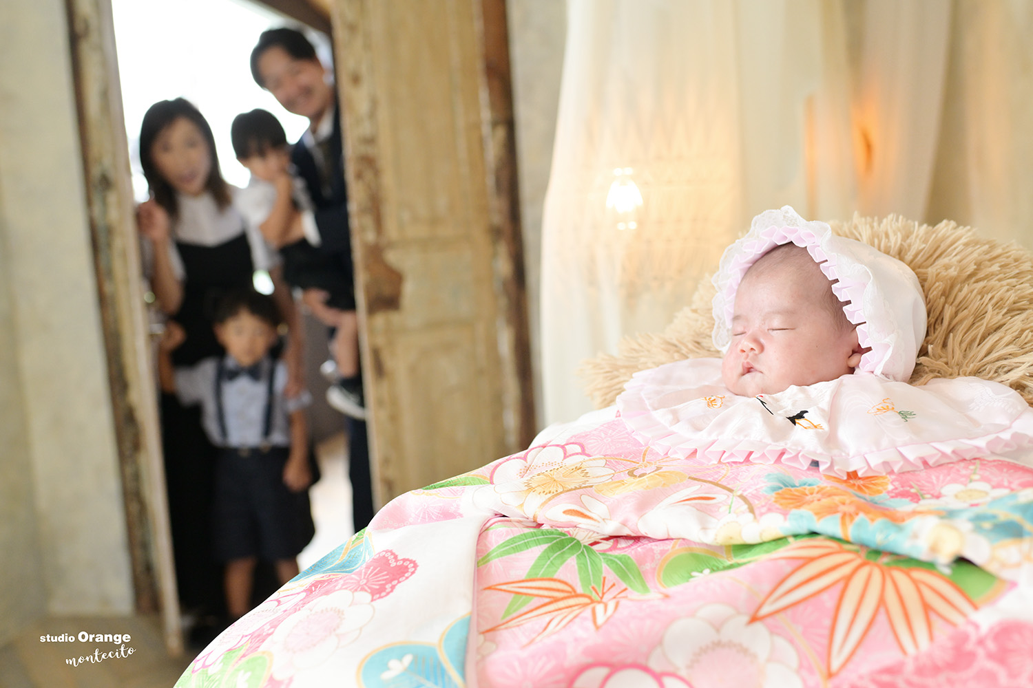 涼しいスタジオで赤ちゃん、パパママも安心◎　お宮参り撮影