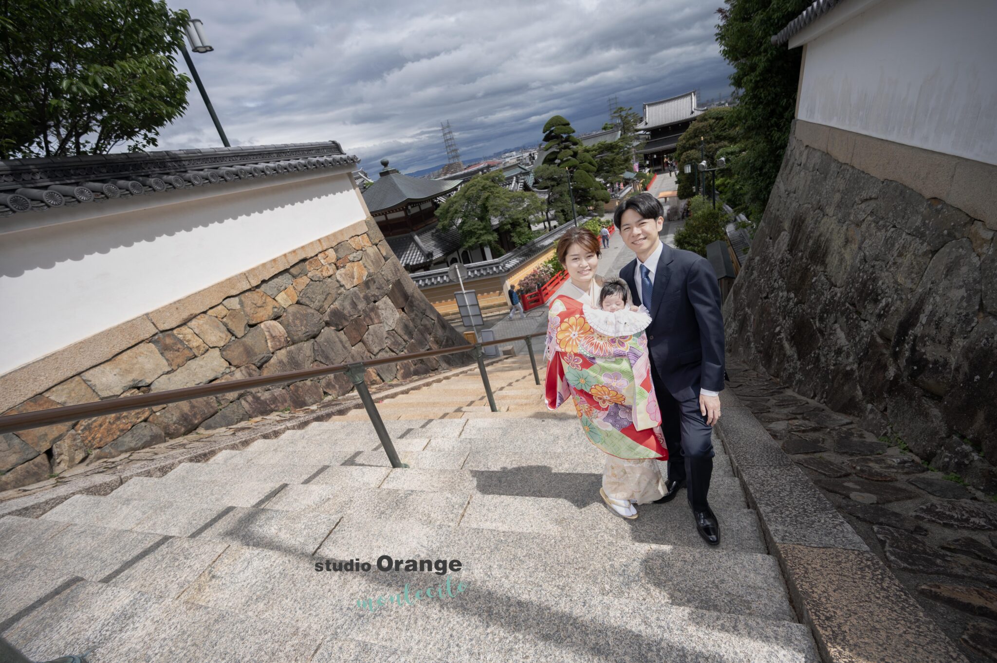 新緑の季節に中山寺でお宮参りロケーション撮影