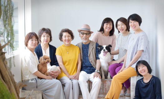 宝塚市　ペットフォト　犬と家族写真