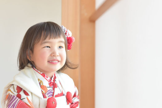 七五三　3歳　ショートカット　七五三ヘアスタイル　ボブ