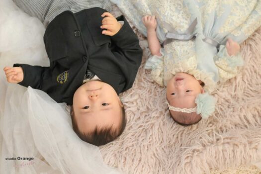 お宮参り　宝塚市写真館　ベビードレス　きょうだい写真