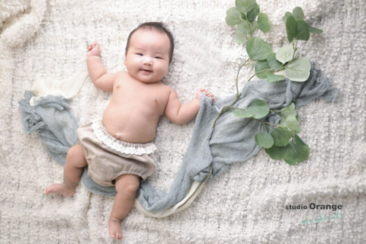 はだかんぼでお宮参り撮影